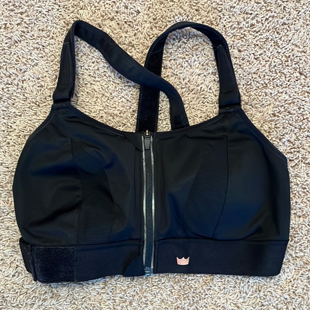 Shefit adjustable sport bra